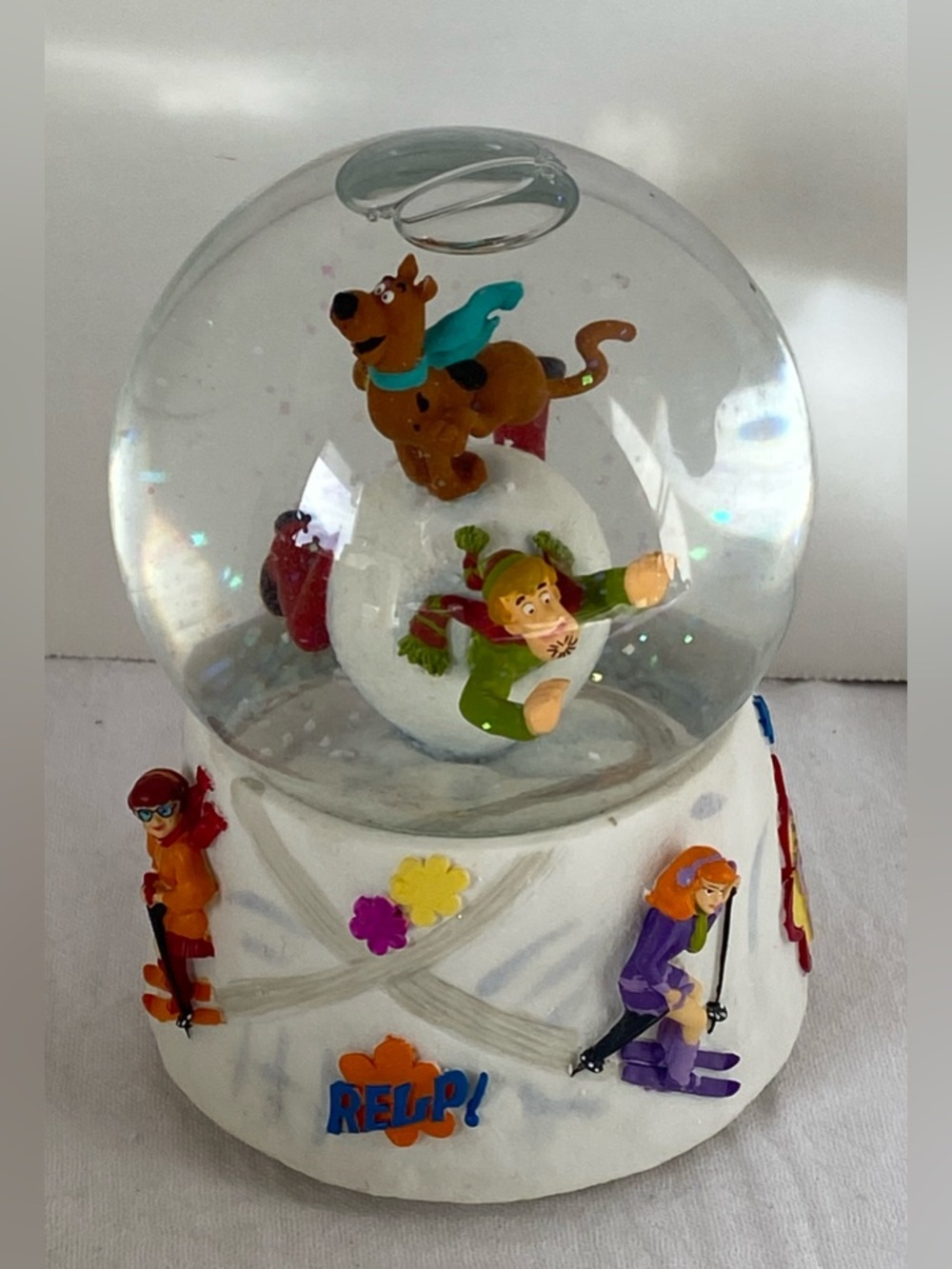 Vintage 2000 Enesco Scooby-Doo Ski Musical Snow Globe Plays Hungarian Dance #5